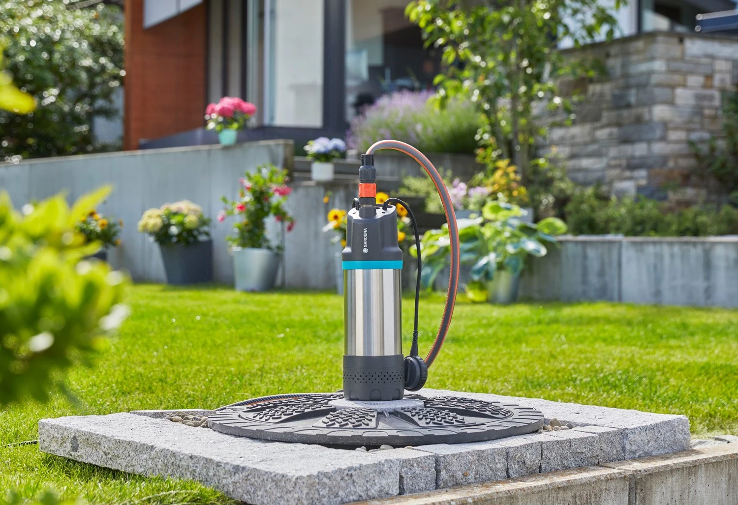 GARDENA Dompel-drukopvoerpomp 5600/4 Inox 2 GARDENA Dompel-drukopvoerpomp 5600/4 Inox - Image 2