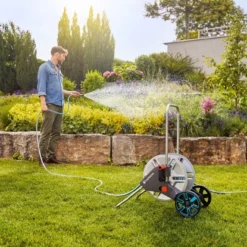 GARDENA Slangenwagen Metaal AquaRoll M Set (20m) -Seren Tuin Verkoopwinkel gardena slangenwagen metaal aquaroll m set 20m 1619704840 l